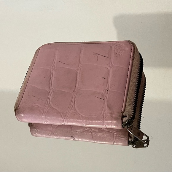 Purse, sunglasses holder with a well used wallet! - Picture 7 of 12